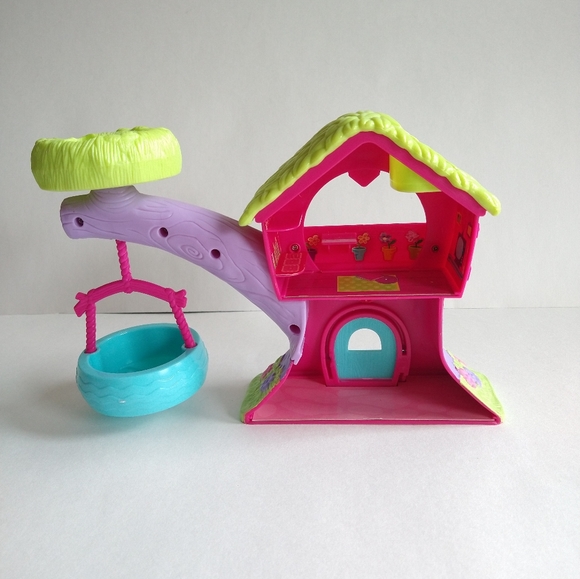 2008 MEG Puppy in My Pocket Spin and Swing Treehouse Playset with Poodle Puppies - Picture 3 of 15